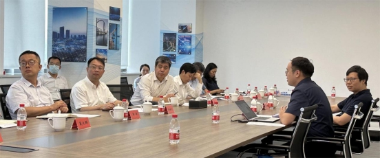 Wang Xu, member of the Standing Committee of the Tianjin Municipal Party Committee and Secretary of the Education Work Committee, and Zhu Yubing, Director of the Tianjin Science and Technology Bureau, led a delegation to conduct research on Yaoke Company